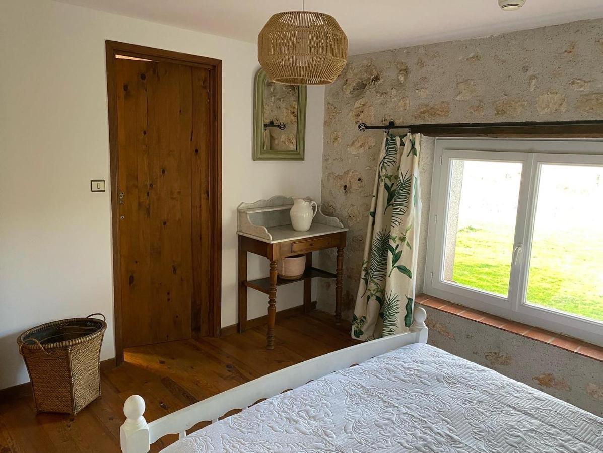 Hotel Domaine De Villot à Sainte-Colombe-de-Villeneuve Extérieur photo
