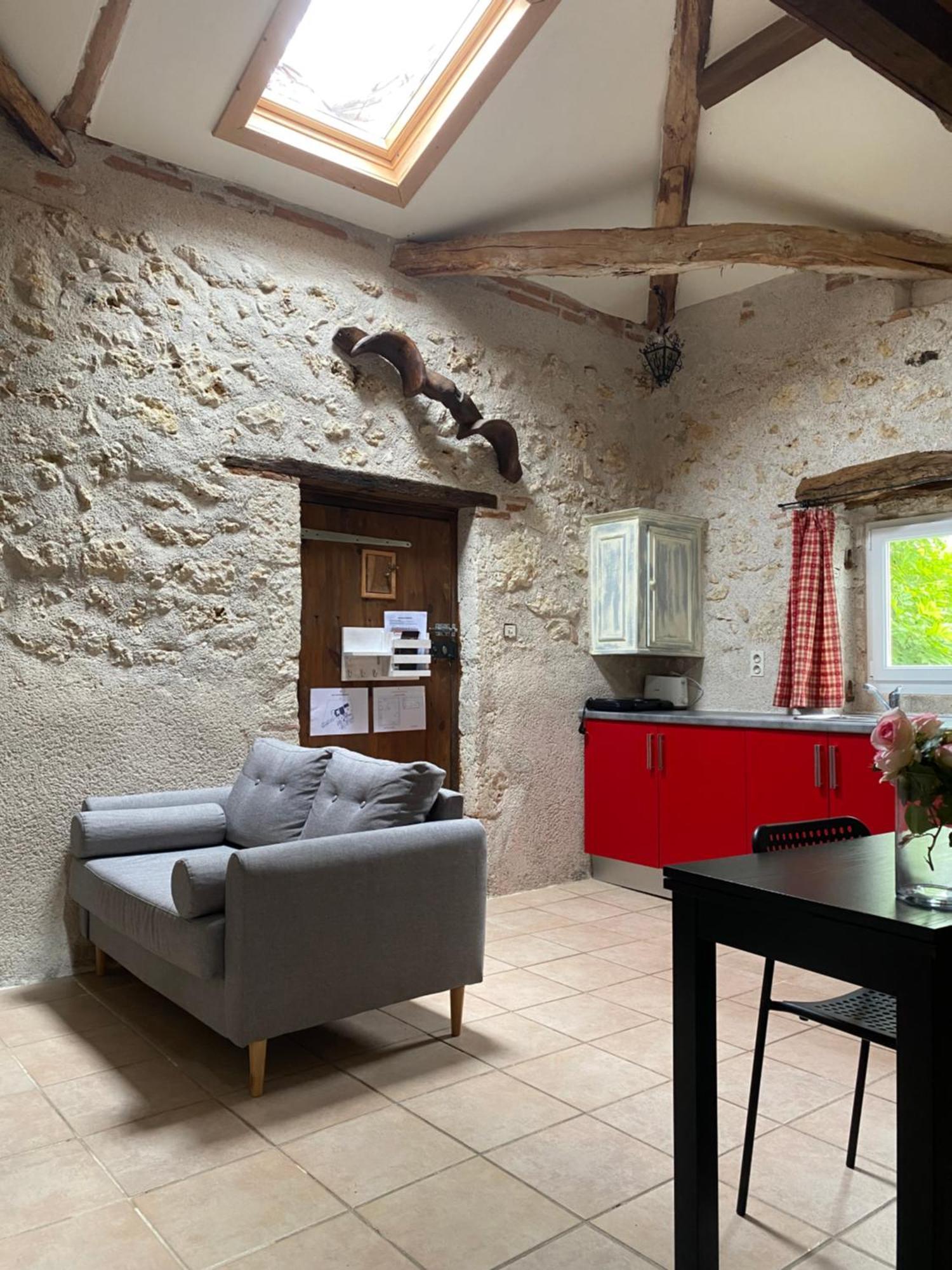 Hotel Domaine De Villot à Sainte-Colombe-de-Villeneuve Extérieur photo